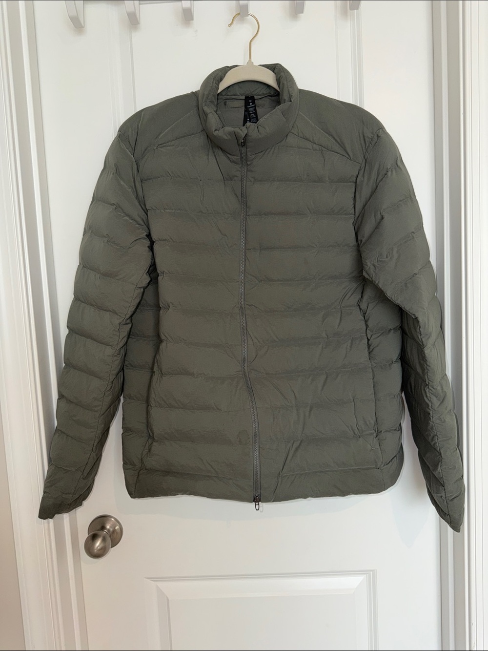 Men's Olive Lightweight Packable Puffer Jacket